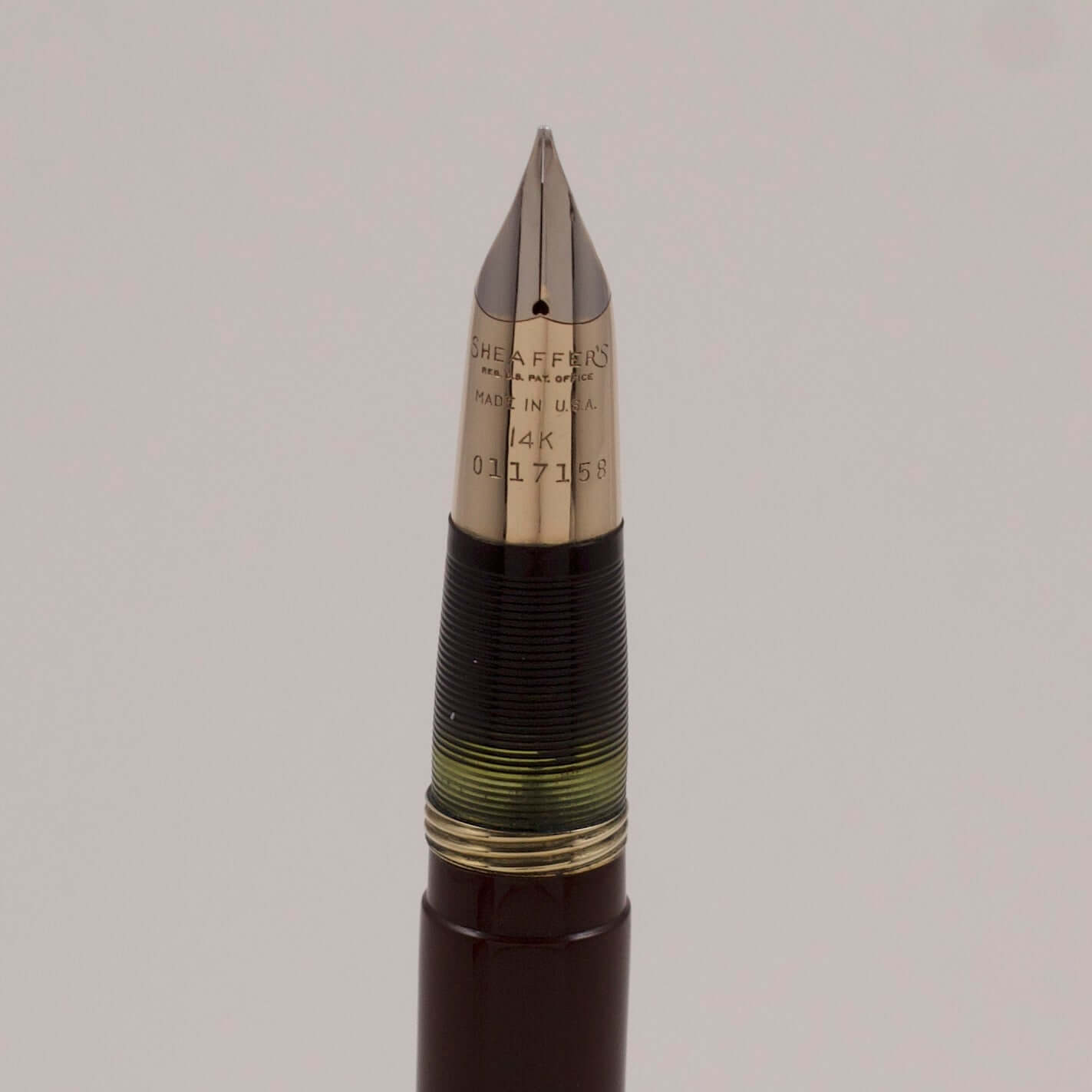Sheaffer Sentinel Tuckaway Vacuum-Fil, Burnt Umber Brown, Two-tone cap, 14K Gold Triumph nib Ozark Pen Shop