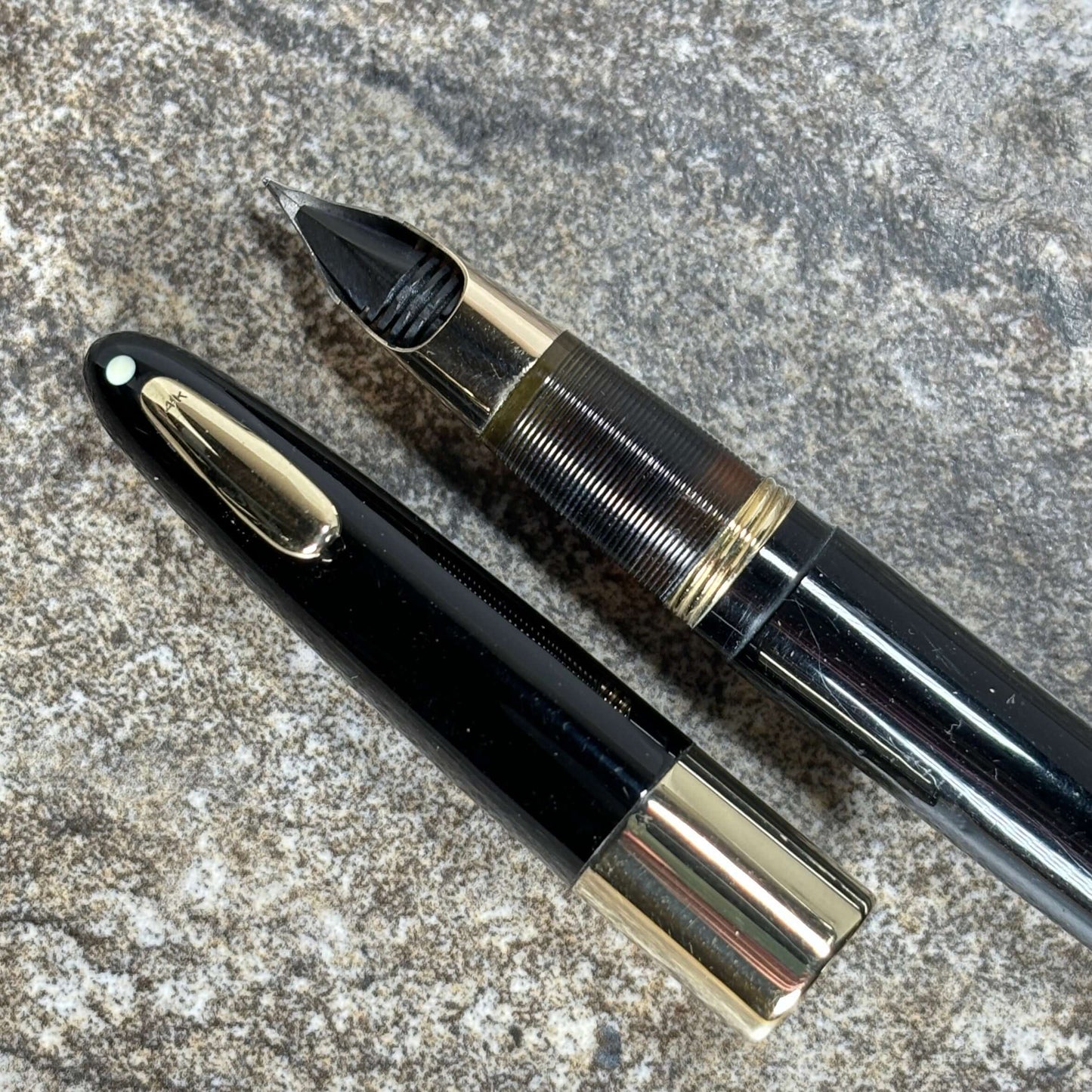 Sheaffer Tuckaway Autograph Cap. Solid 14K clip and Cap Band. 14K Gold Triumph Nib Ozark Pen Shop