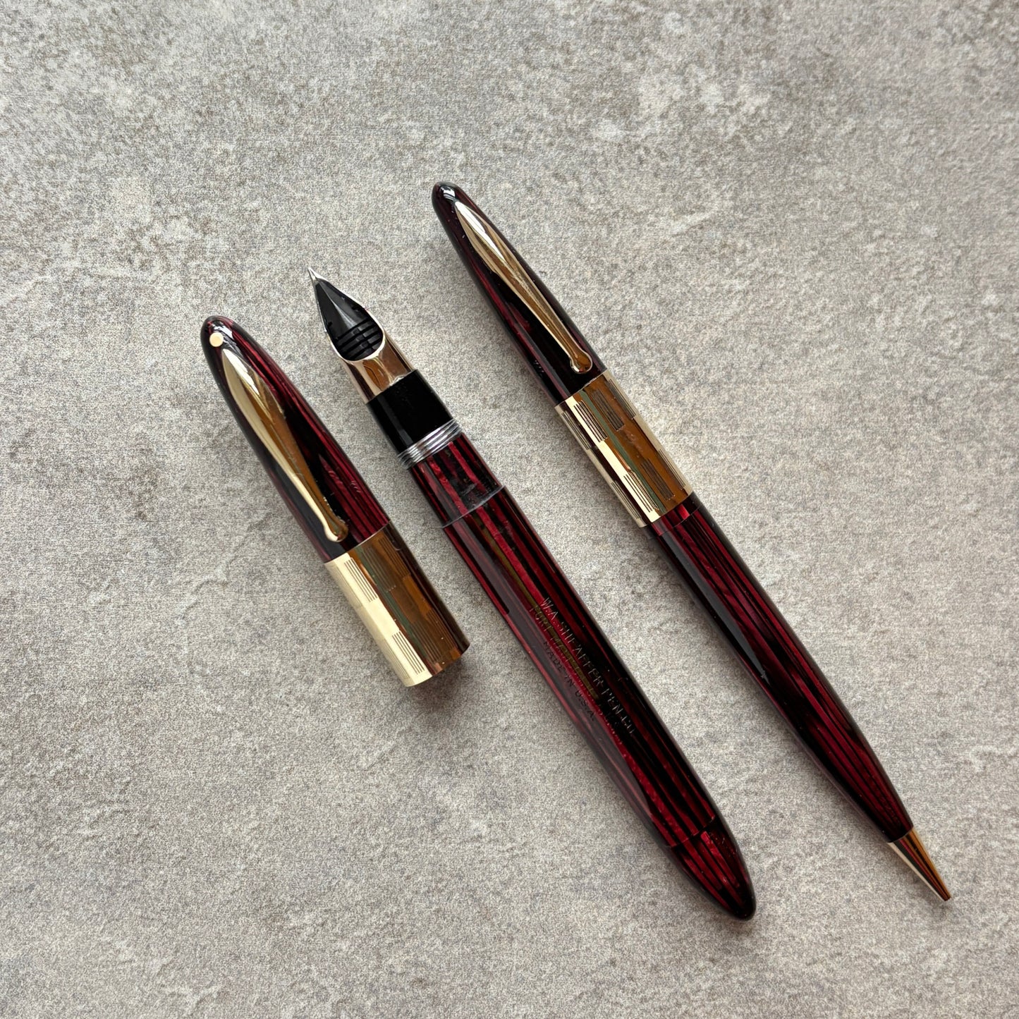 Sheaffer Triumph Vac-fil, Extra-wide cap Band, Carmine Red Fountain Pen and Pencil Set