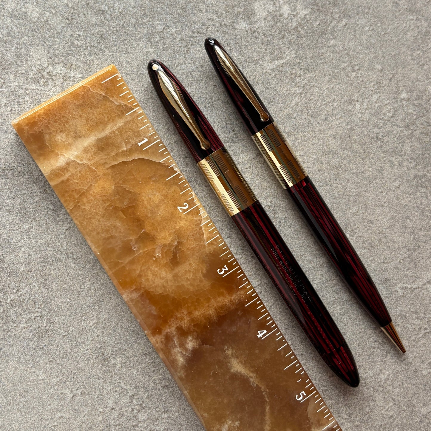 Sheaffer Triumph Vac-fil, Extra-wide cap Band, Carmine Red Fountain Pen and Pencil Set