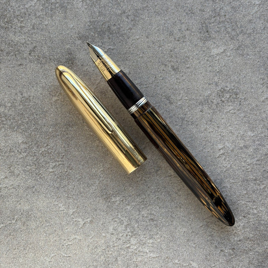 Sheaffer Crest Deluxe - Fountain Pen