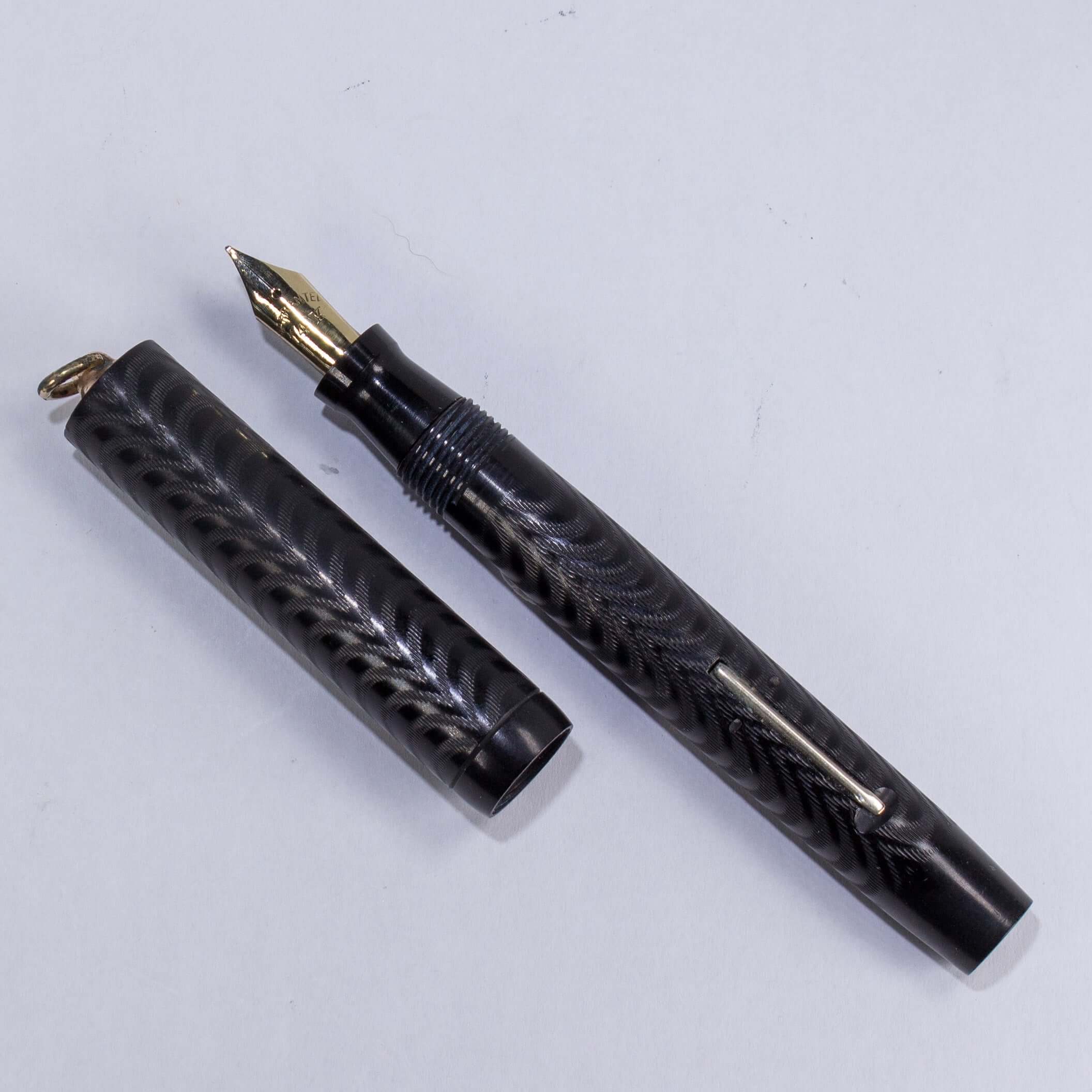 Vintage Sheaffer Fountain Pen, Office, Vintage Sheaffer White Dot  Fountain Pen Silver Tone With V Shaped Inlaid Nib