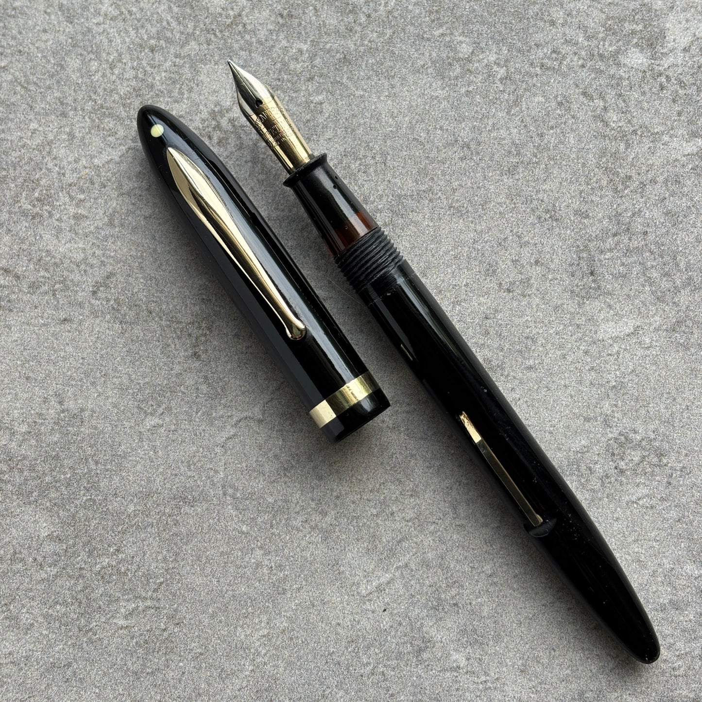 Sheaffer Balance Statesman, Black with Gold Trim