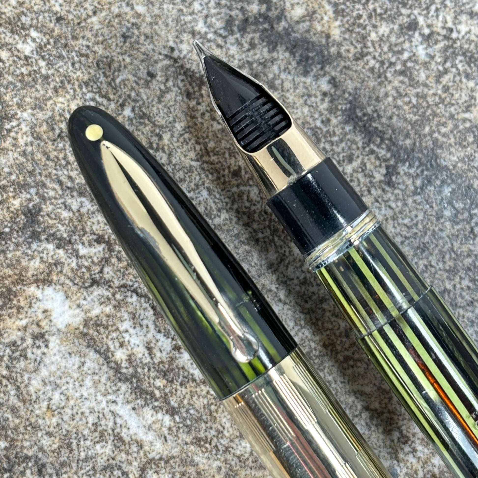 1940s Sheaffer Triumph Vacuum-fil, Extra-wide cap Band, Marine Green with gold filled trim. Fine/Medium Two-tone Nib  Ozark Pen Shop