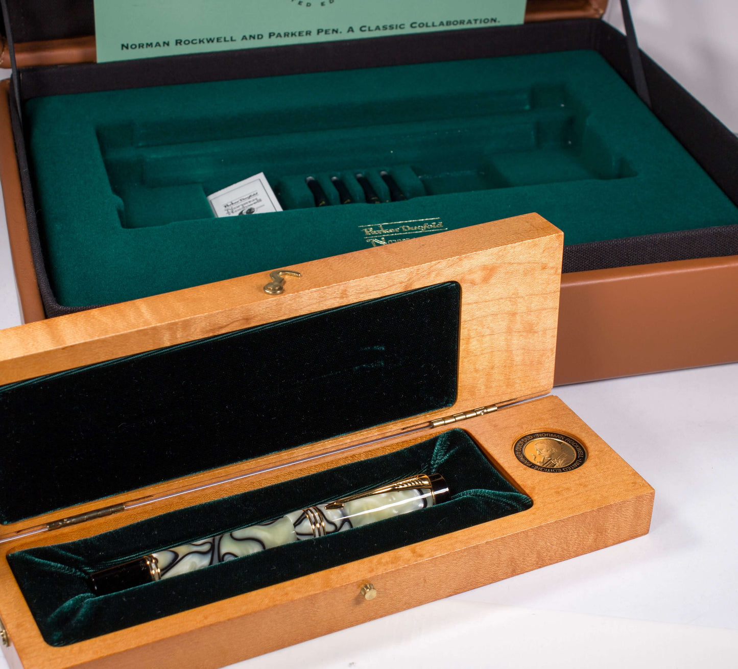 Parker Duofold Norman Rockwell Limited Edition Black and Pearl Fountain Pen, 18K Medium nib. Parker Duofold Ozark Pen Shop