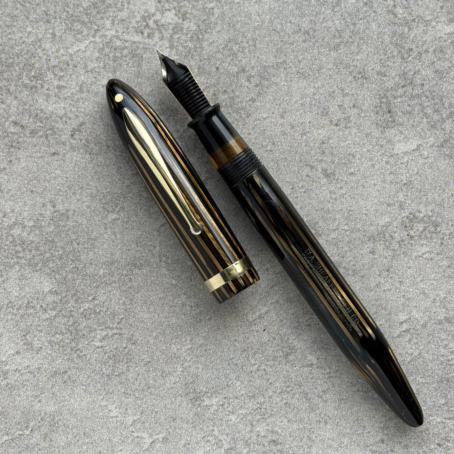 Sheaffer Balance Statesman Lever-filler, Golden Brown