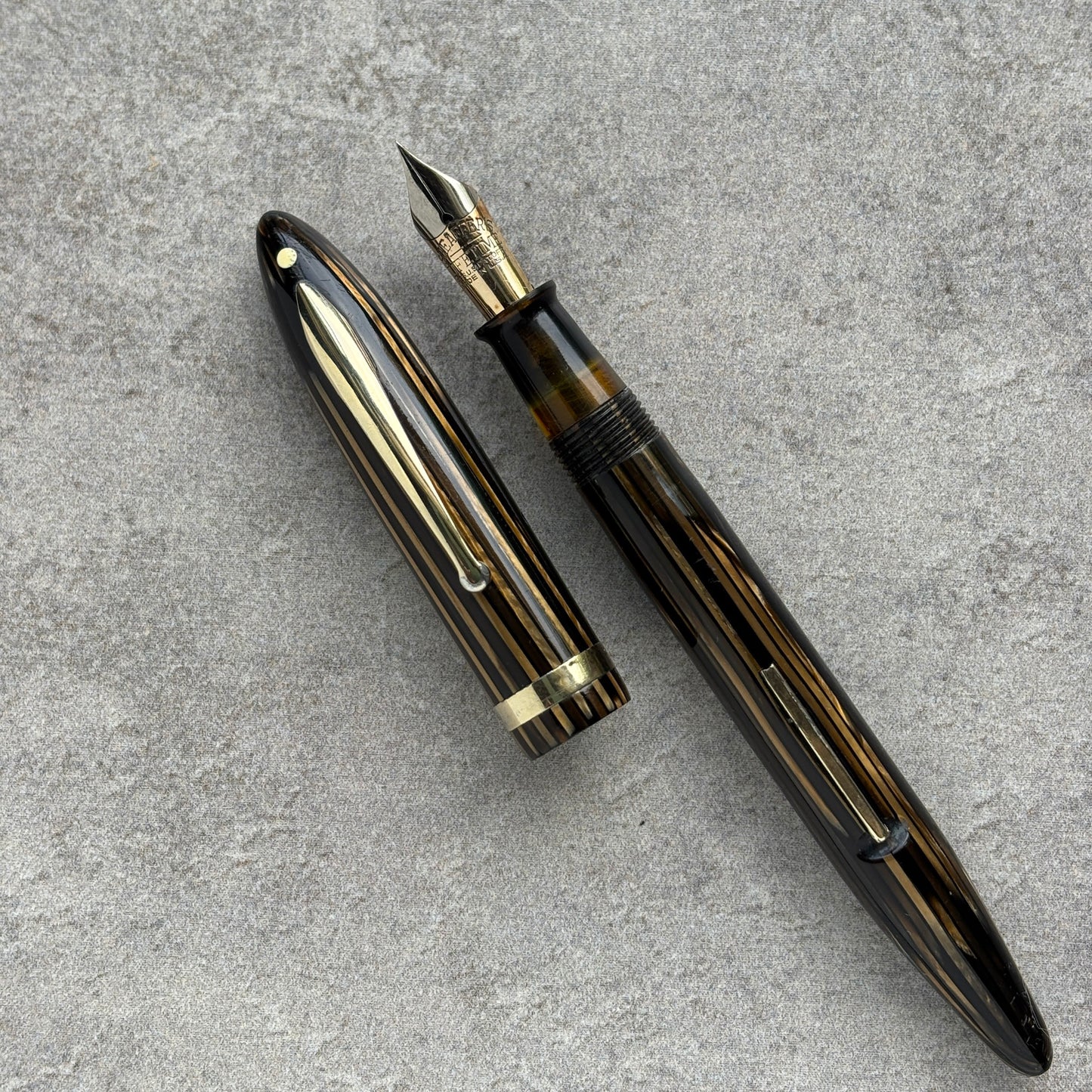 Sheaffer Balance Statesman Lever-filler, Golden Brown