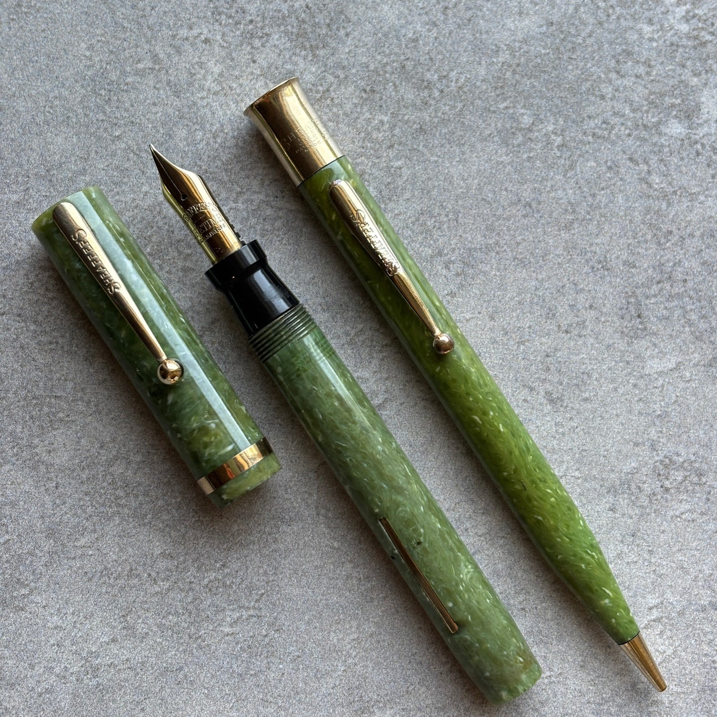 Sheaffer Oversized Flat Top Lifetime Fountain Pen/pencil set