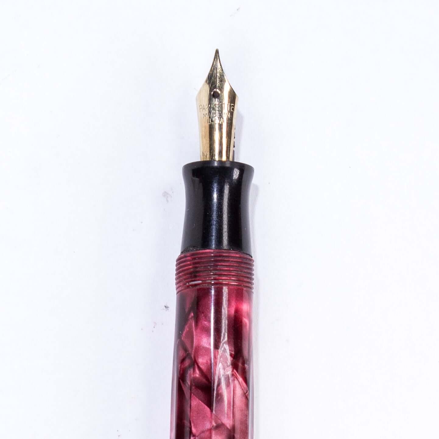 Parker Parkette Deluxe Red Marbled and Fluted Fountain Pen. Fully restored with a Fine 14K gold Parkette Nib Ozark Pen Shop