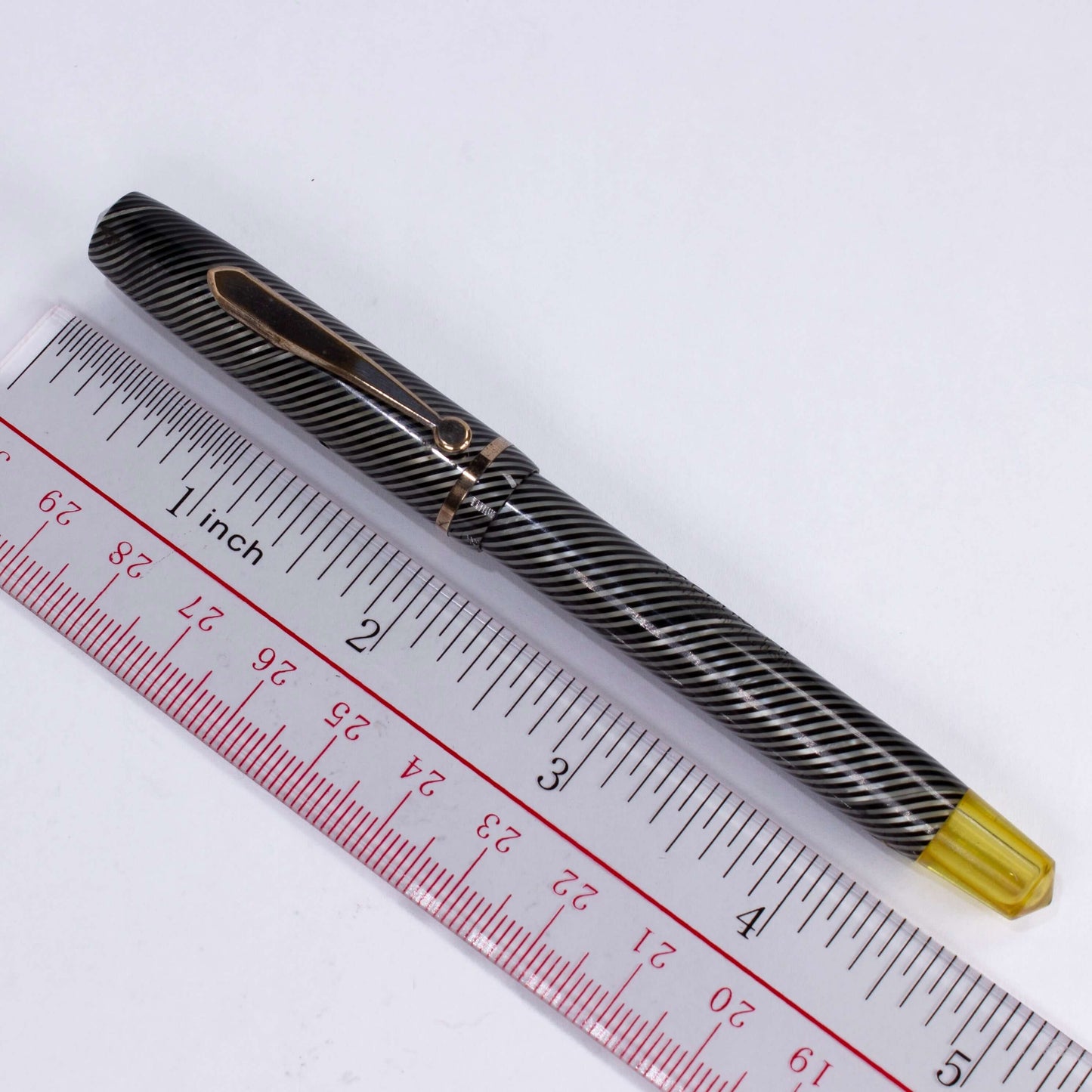 Vacuum-Fil Fountain Pen (Sheaffer Sub Brand), Black and Grey Spiral Finish, Twist Filler, Flexy 12K Gold nib Ozark Pen Shop
