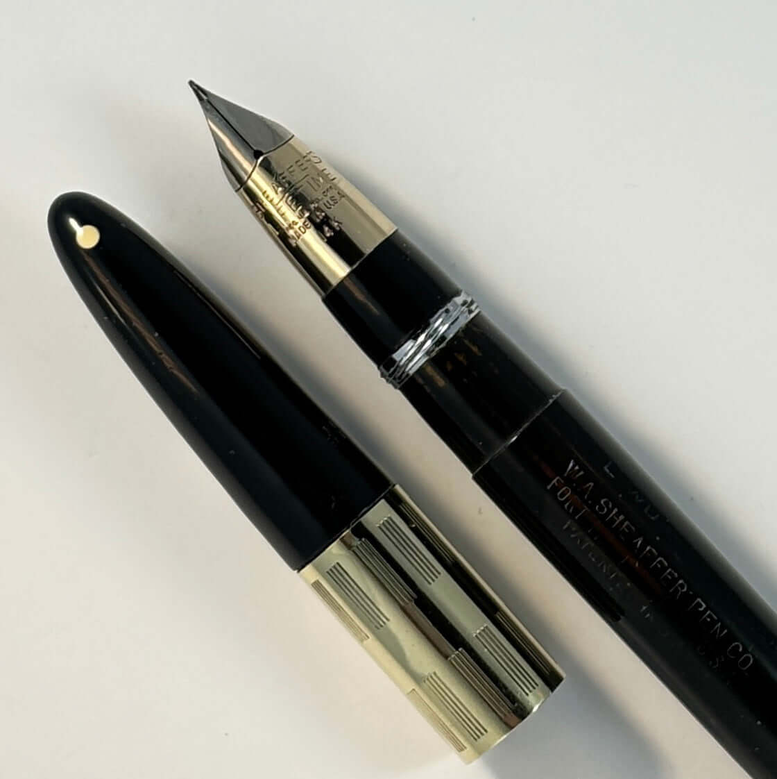 Sheaffer Triumph Tuckaway or "Tucky" Black with Gold-filled Trim, Medium nib Ozark Pen Shop
