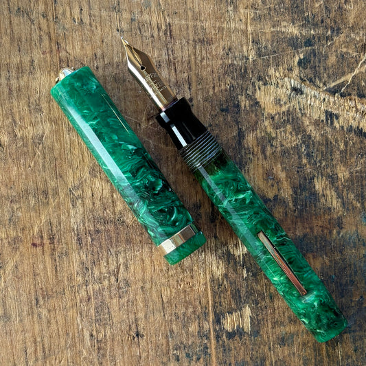 Sheaffer Flat Top JR. Ring top, Jade Green
