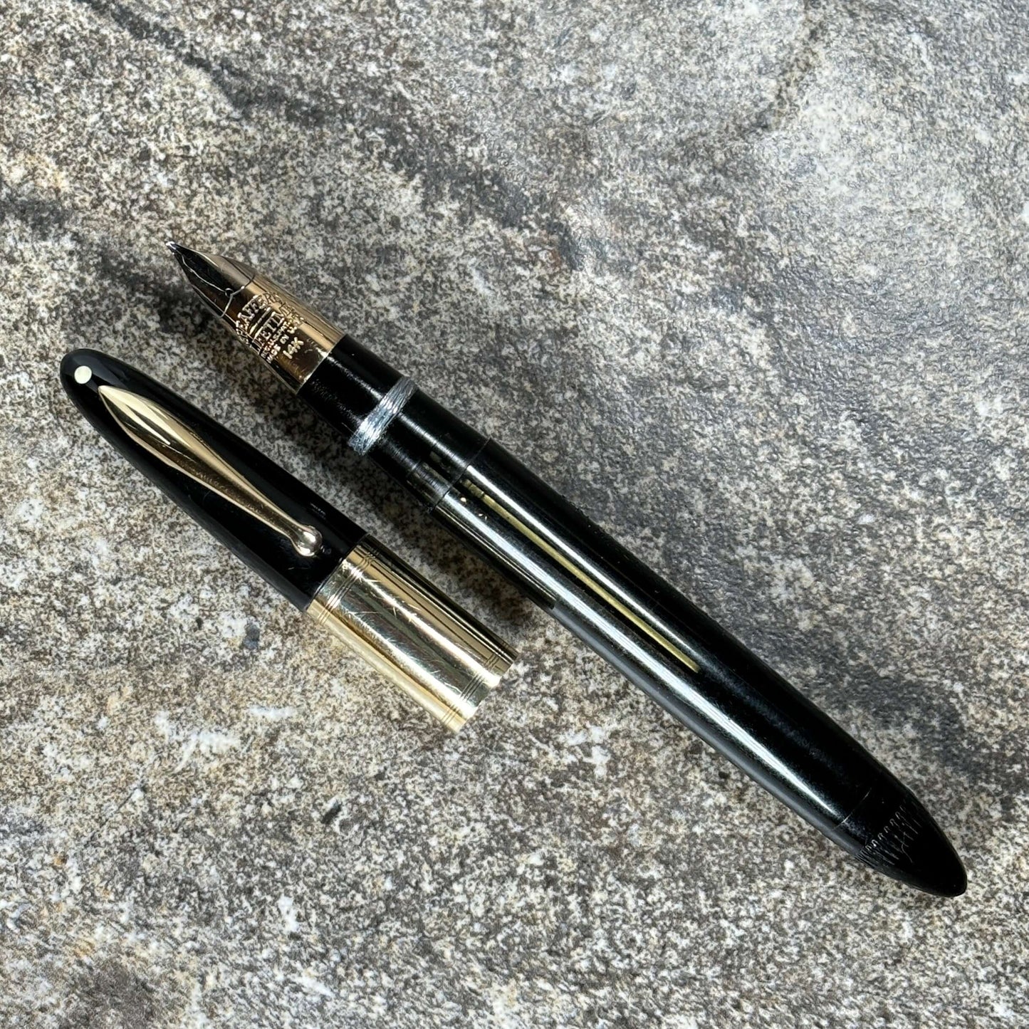 1940s Sheaffer Triumph Vacuum-fil, Extra-wide solid gold cap band, Black. Fine Two-tone Nib  Ozark Pen Shop