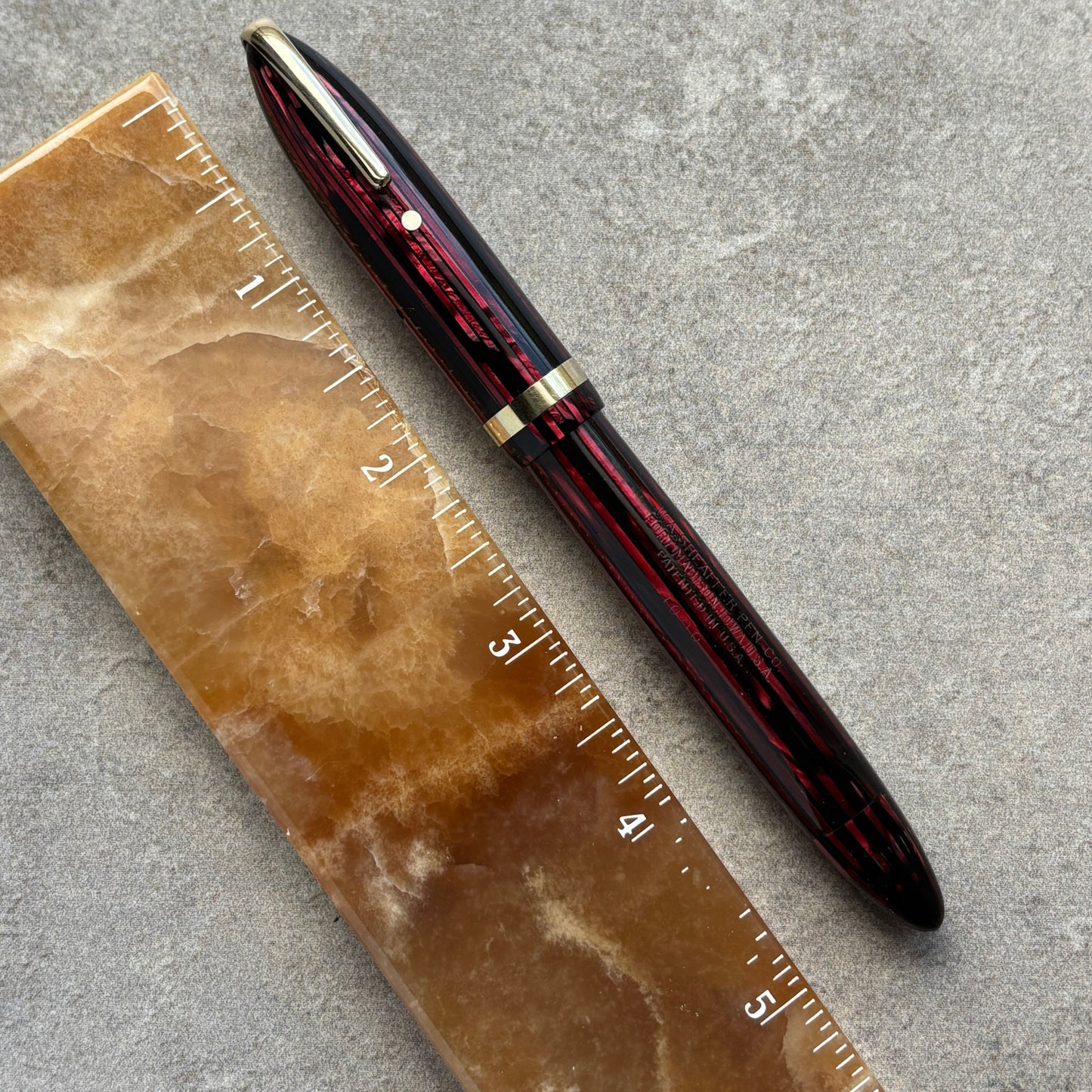 Military Clip Sheaffer Balance 1000, Carmine Red with Gold-filled Trim