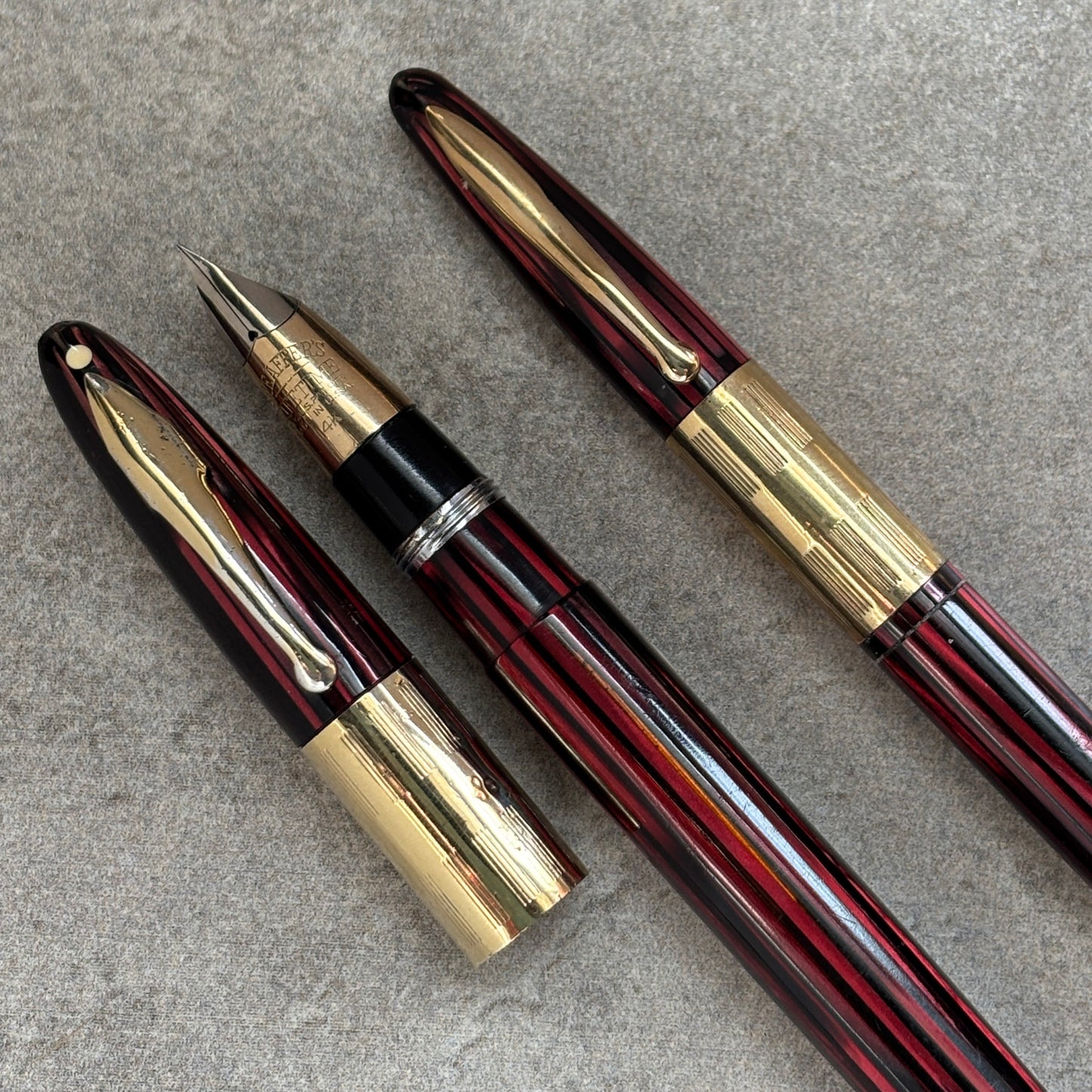 Sheaffer Triumph Vac-fil, Pen/Pencil Set, Carmine Red, Extra Wide Band