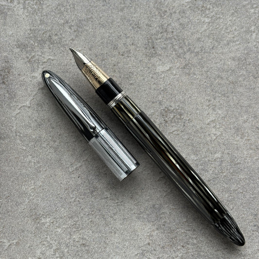 Sheaffer Triumph Fountain Pen, Gray Pearl