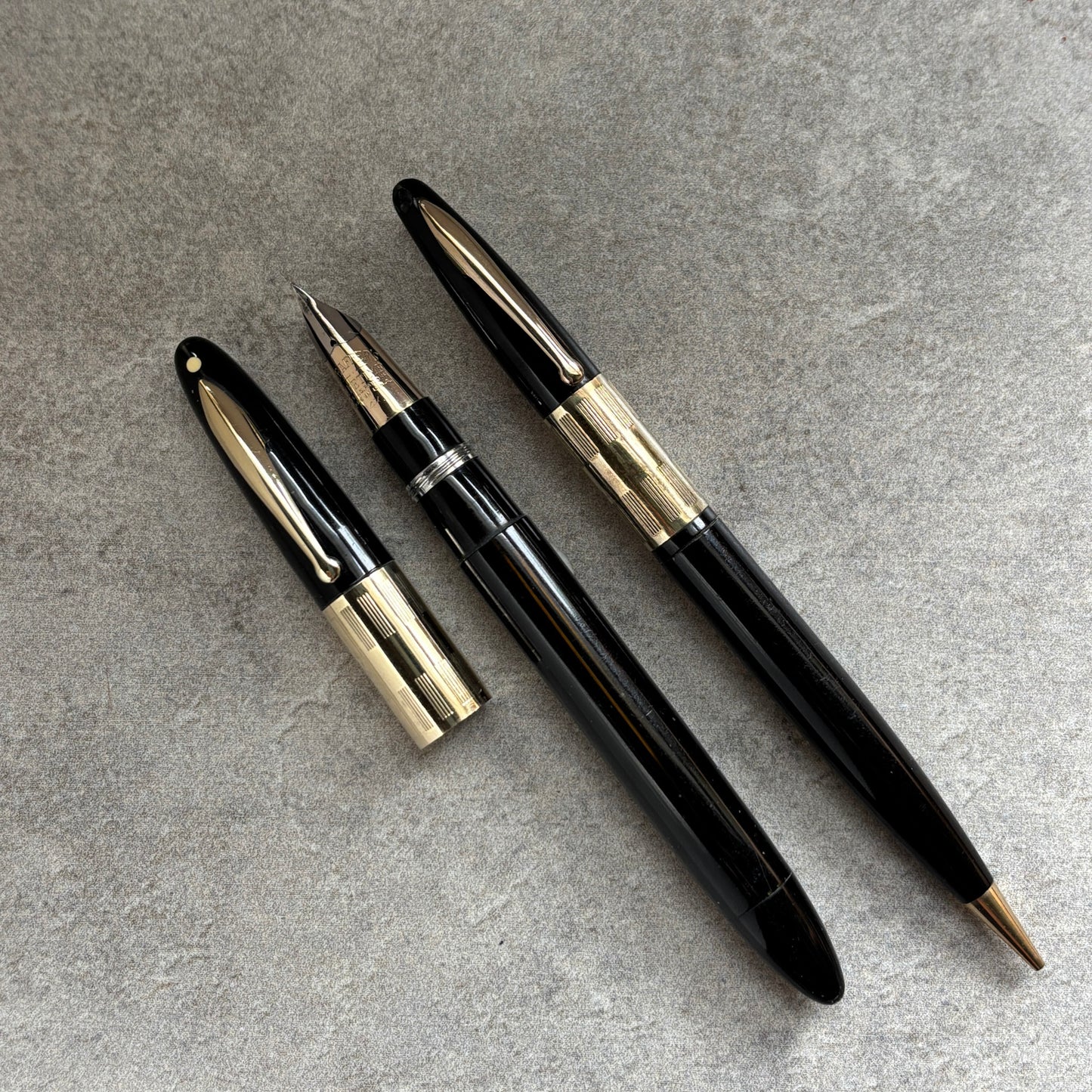 Sheaffer Triumph Vac-fil, Pen/Pencil Set, Two-tone Medium Nib, Extra Wide Band