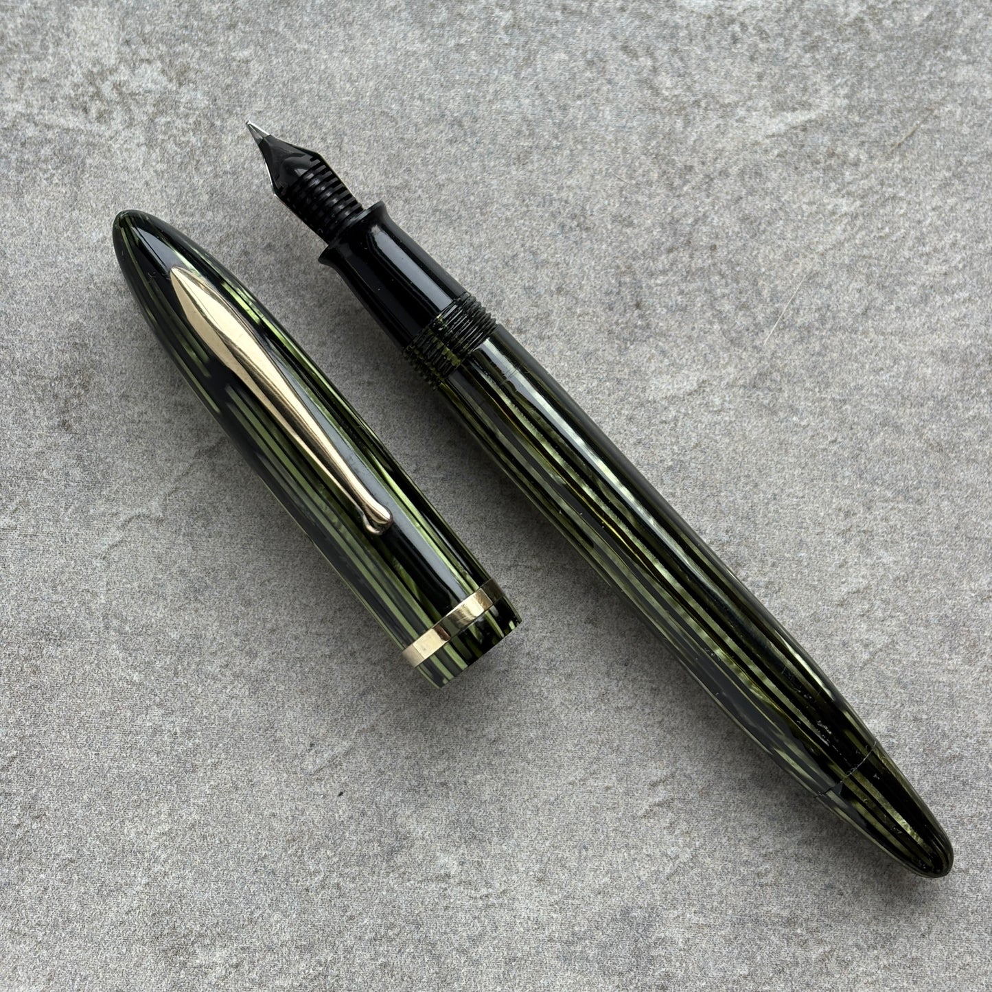 Sheaffer Balance Admiral, Full Length, Marine Green