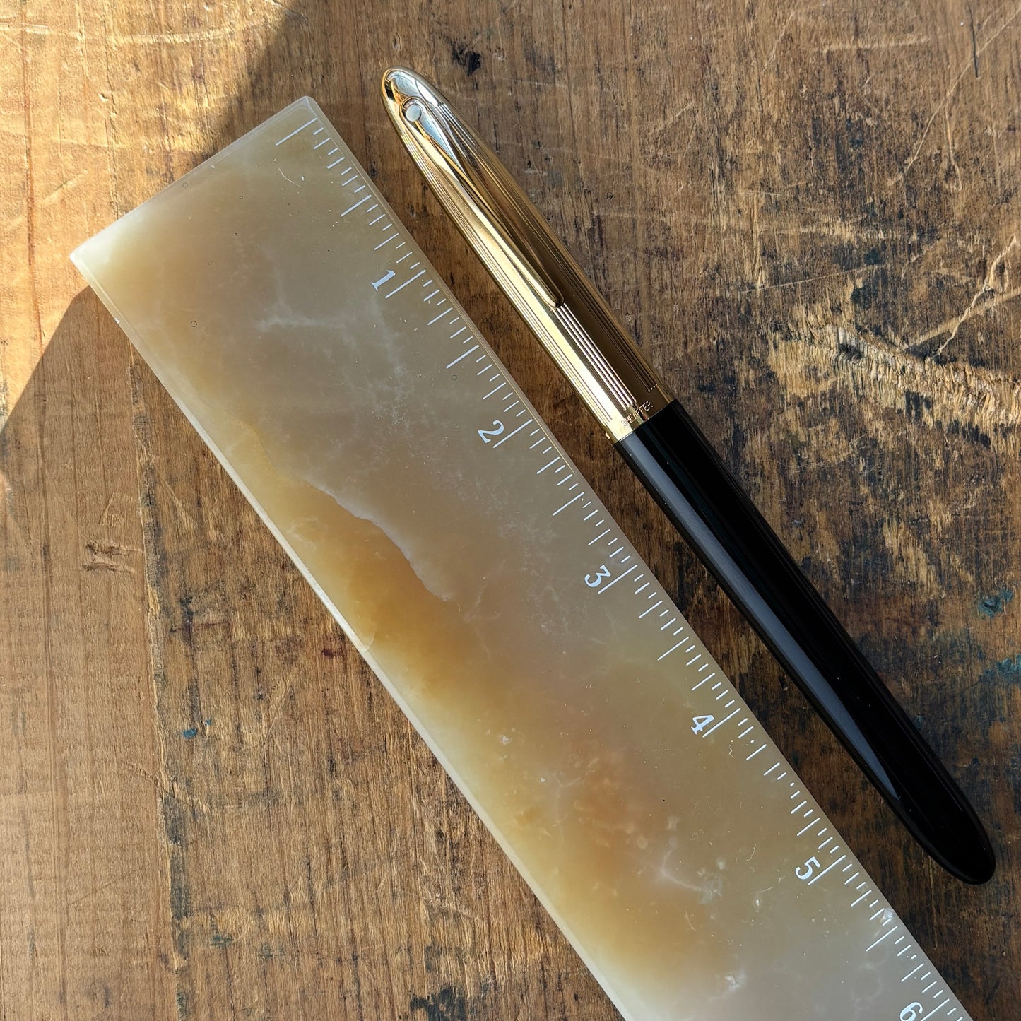 Sheaffer Crest Reissue, 23K Black Lacquer with Gold Plate Cap, Medium 18K Nib