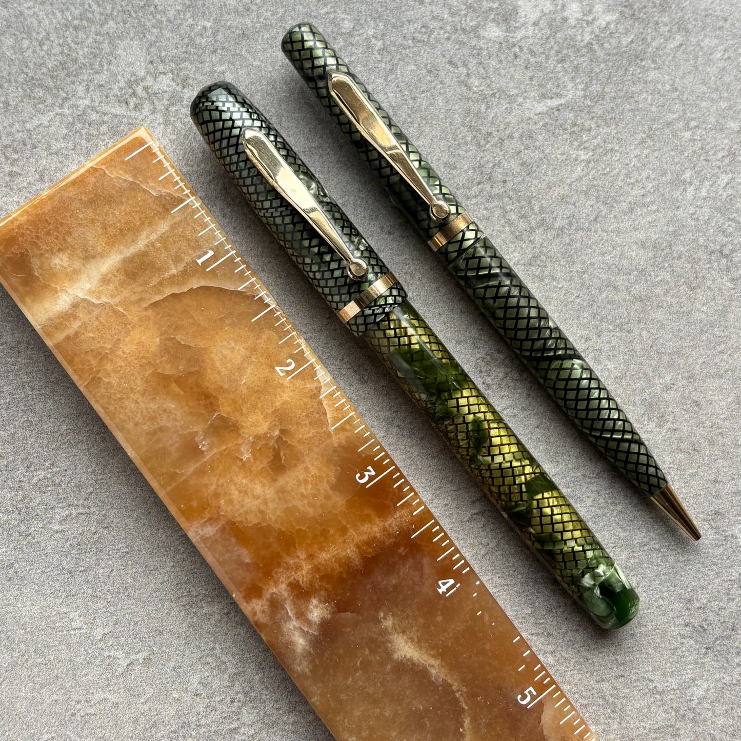 Sheaffer WASP Vacuum-fil, Fountain Pen Set; Green Snakeskin