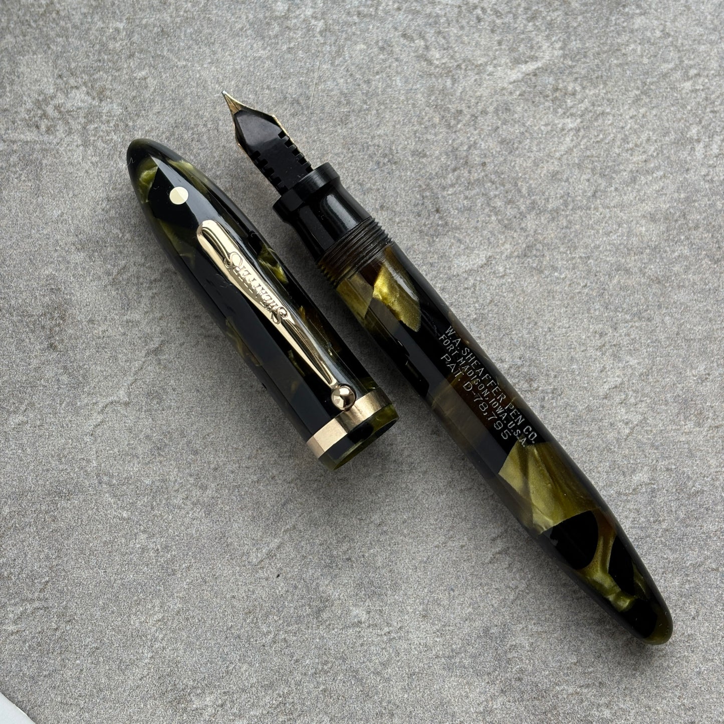 Sheaffer Balance Oversized Fountain Pen, Marine Green