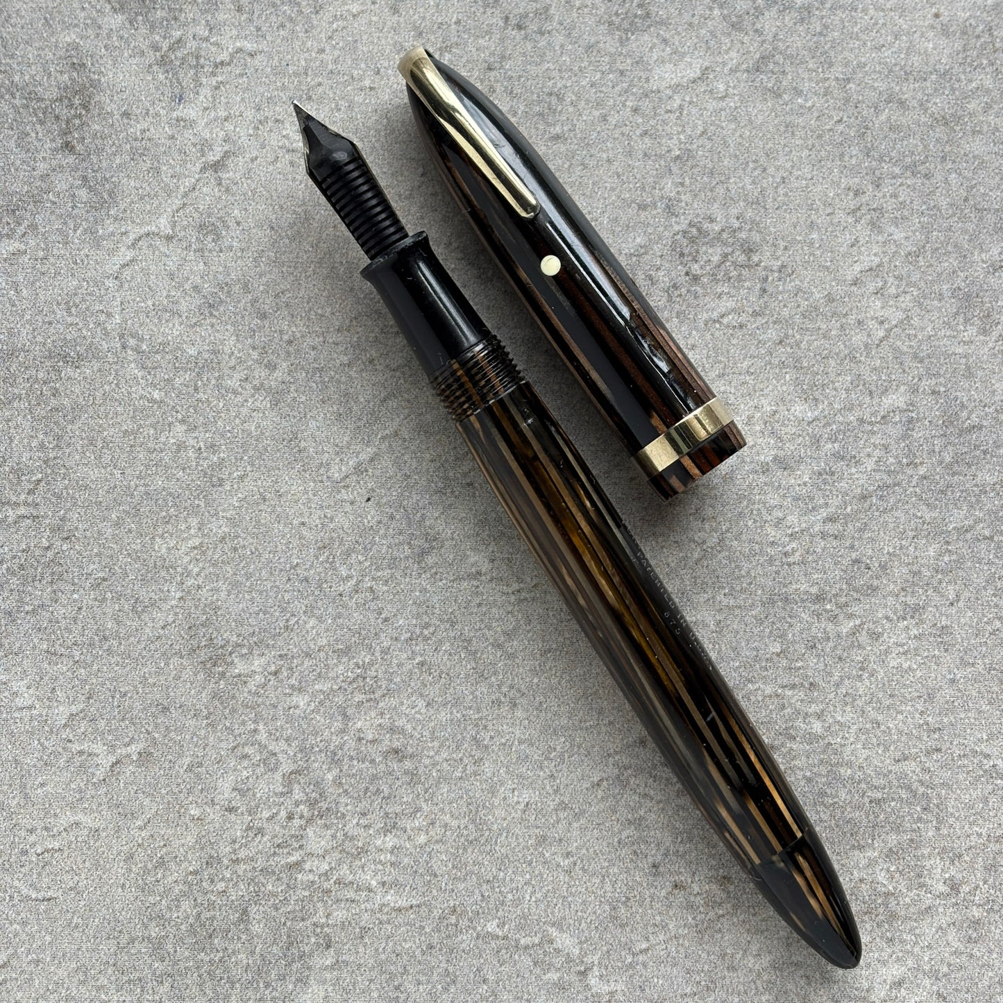 Sheaffer Balance, Military Clip, Golden Brown