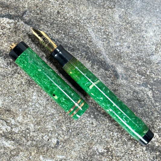 Sheaffer Flat Top JR. Ring top with Black Bands, Great Jade color. Ozark Pen Shop