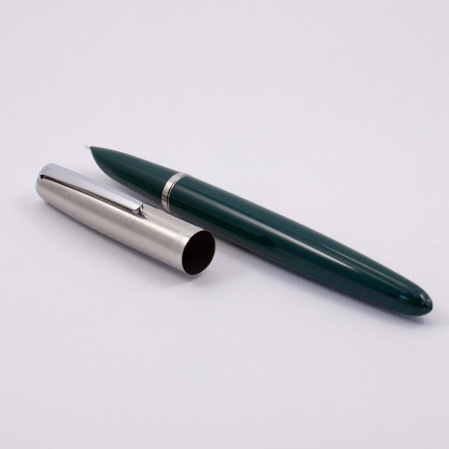 Parker 21, Deluxe Aerometric Filler, Green, Brushed Cap and Ridged Clip Ozark Pen Shop