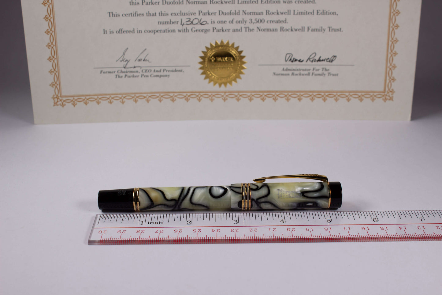 Parker Duofold Norman Rockwell Limited Edition Black and Pearl Fountain Pen, 18K Medium nib. Parker Duofold Ozark Pen Shop