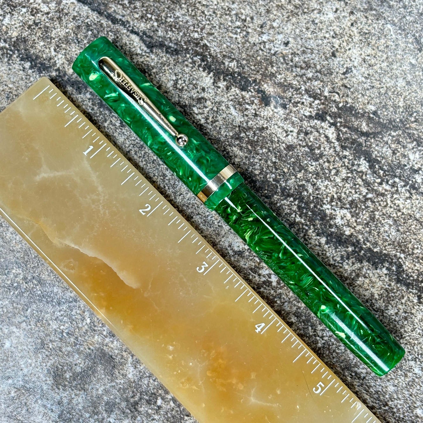 Sheaffer Flat Top Lifetime Fountain Pen, Oversized Jade Green, Large Lifetime 14K Med. Nib and Gold filled Trim Ozark Pen Shop