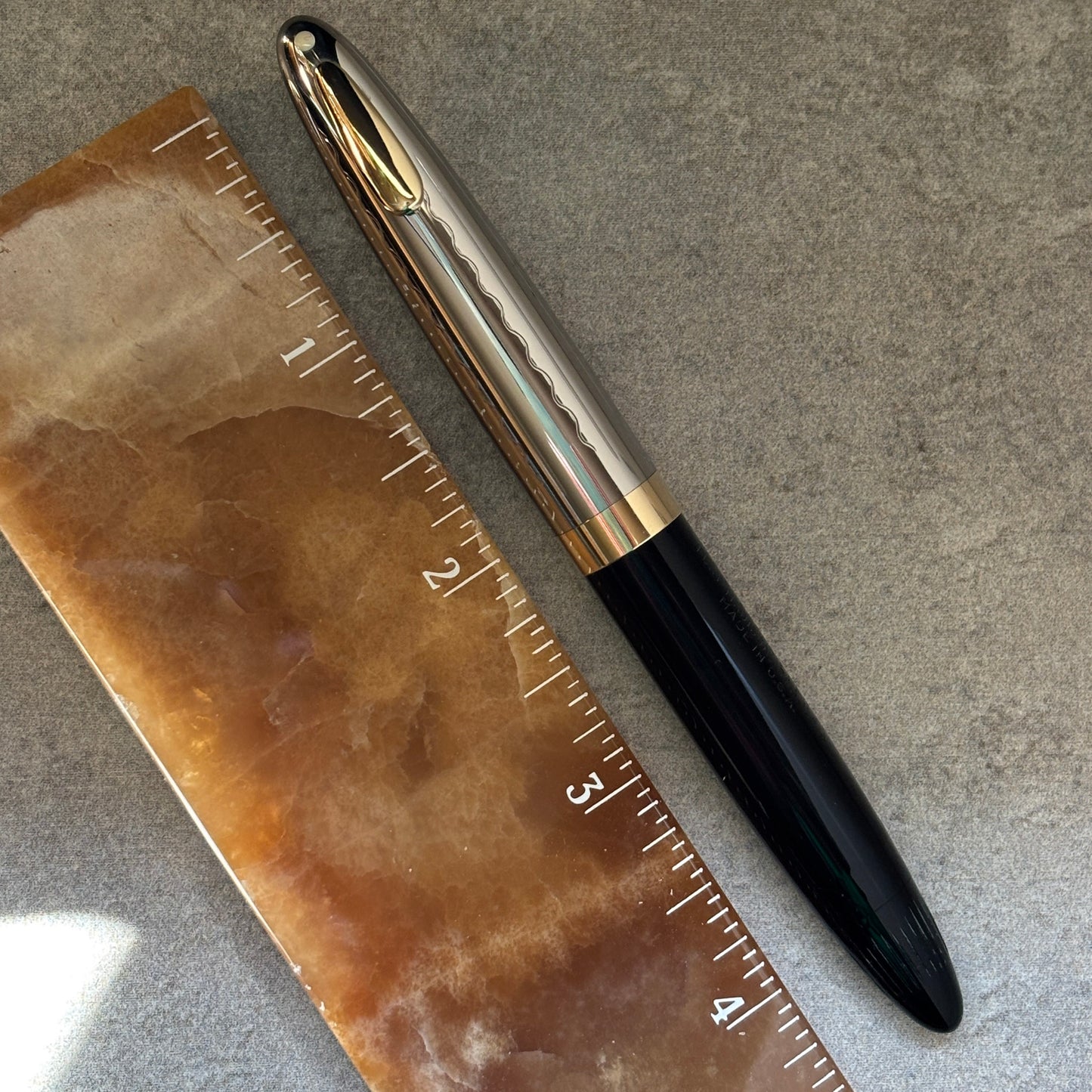 Sheaffer Tuckaway Sentinel, Black barrel with a Two-tone Cap