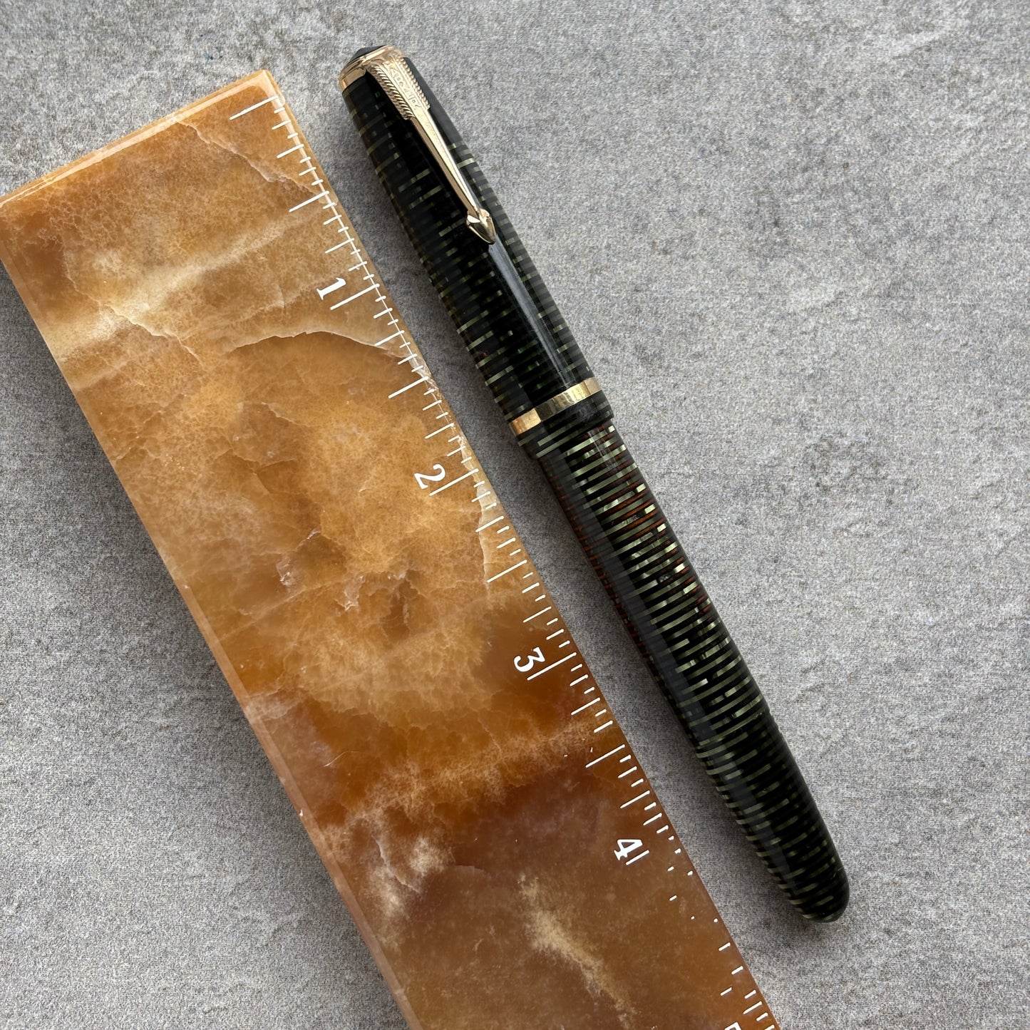 Parker Vacuumatic Debutante, Fine 14K Parker Nib, Emerald Pearl