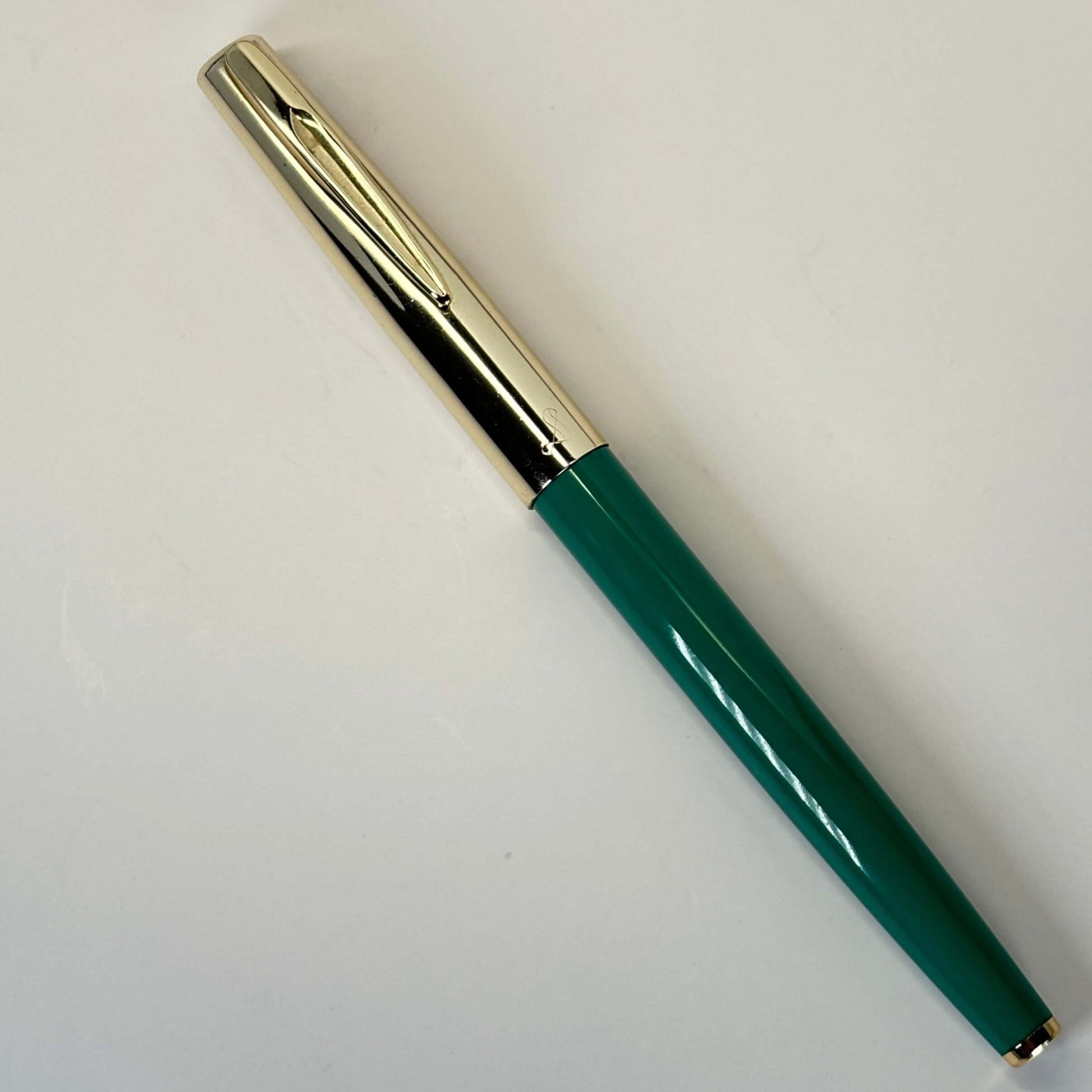Sailor Fountain Pen; Green Barrel with Gold Cap  Ozark Pen Shop