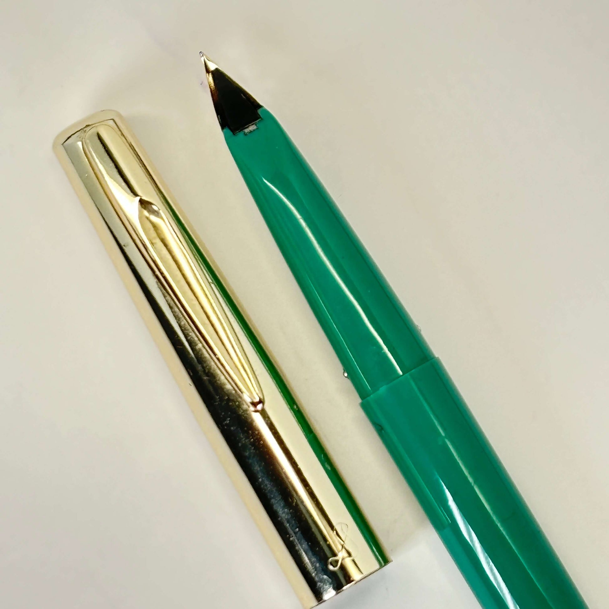 Sailor Fountain Pen; Green Barrel with Gold Cap  Ozark Pen Shop
