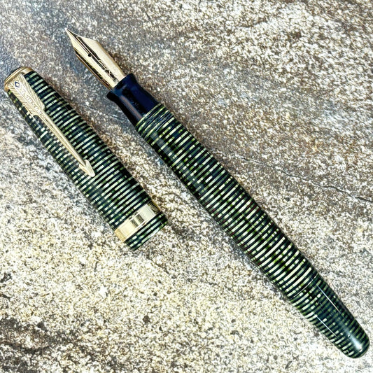 Parker Vacumatic DeButante, Emerald Green Pearl, Blue Diamond Split Arrow Clip, 14K Medium Parker Nib Ozark Pen Shop