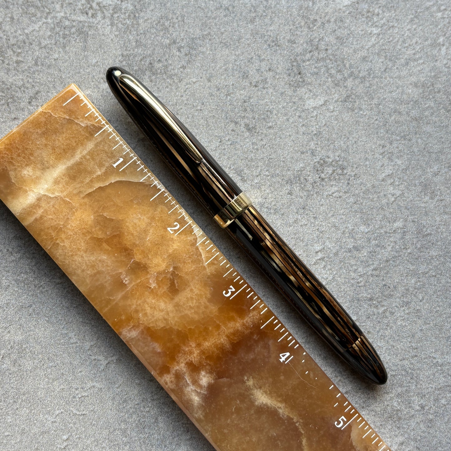 Sheaffer Triumph Lifetime Fountain Pen, Golden Brown