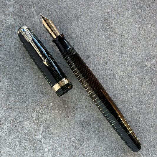 Parker Vacuumatic Major, Fine 14K Parker Nib, Emerald Green