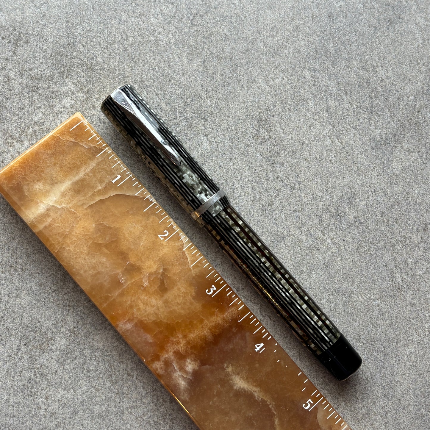 Oversize Sheaffer Sub-Brand Clipper, Gray Pearl