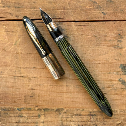 Sheaffer Triumph Vac-fil, Marine Green, Extra-wide cap Band