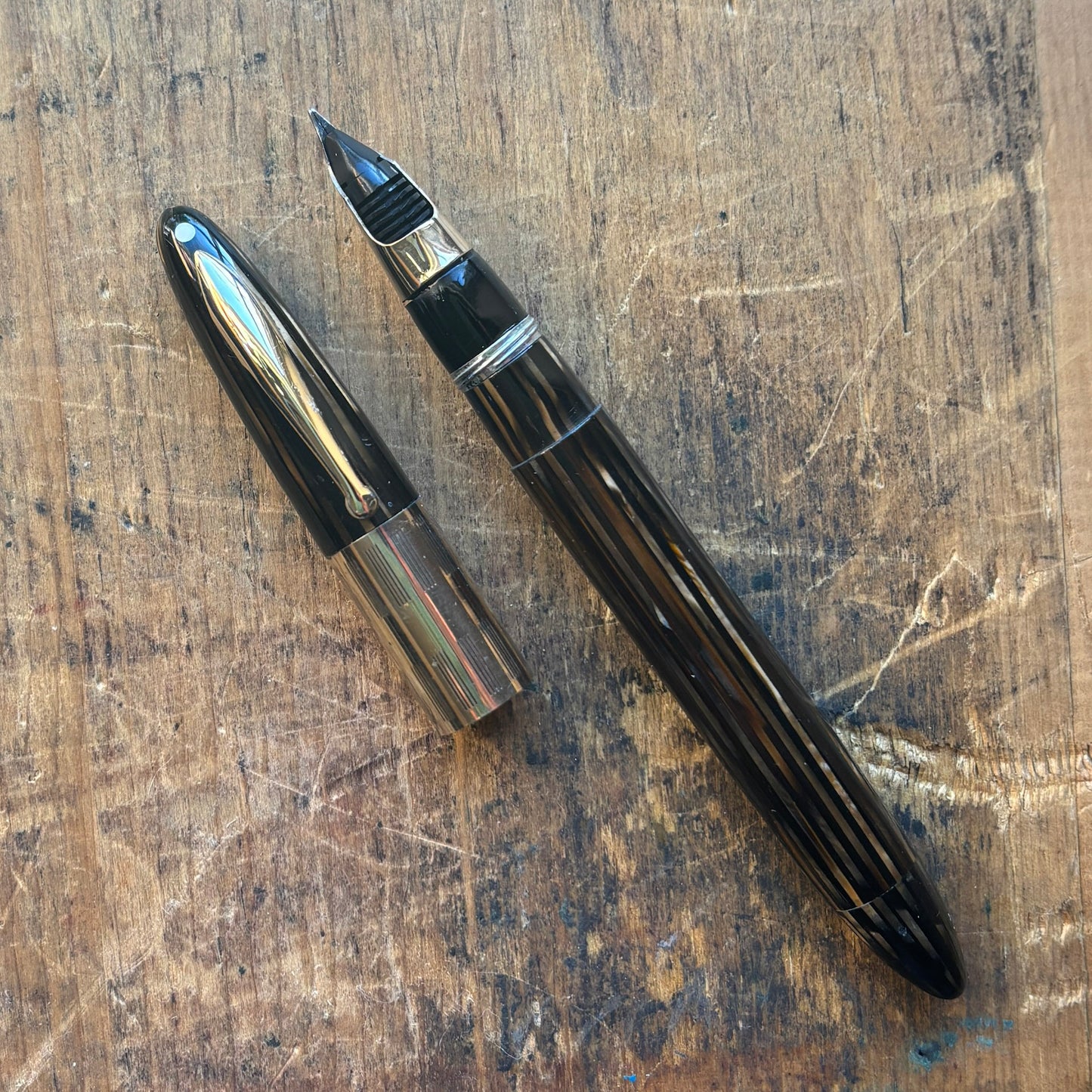 Sheaffer Triumph Vac-fil, Golden Brown, Extra-wide cap Band