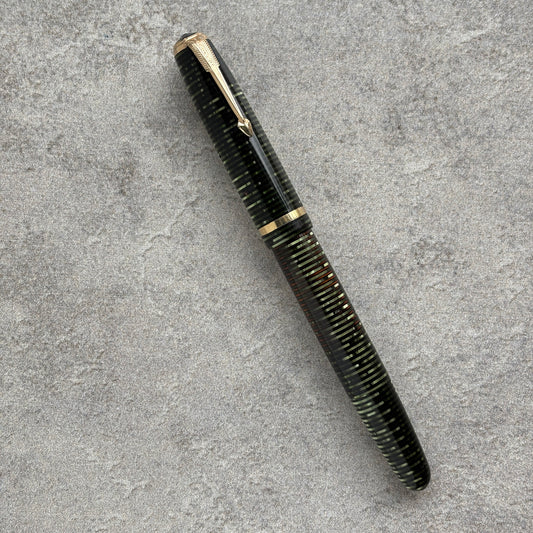 Parker Vacuumatic Debutante, Fine 14K Parker Nib, Emerald Pearl
