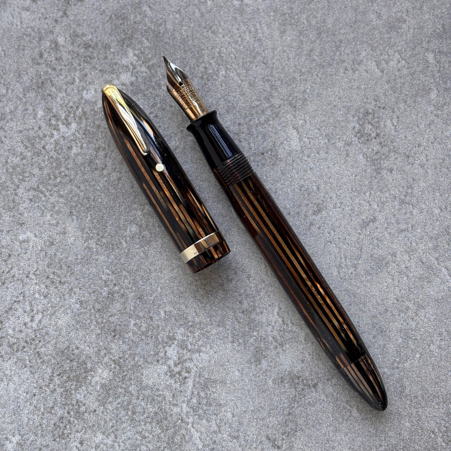 Sheaffer Balance, Military Clip, Golden Brown, 14K Lifetime Nib