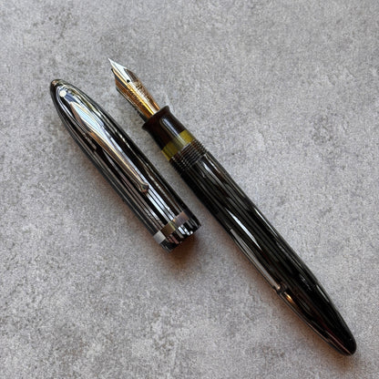 Sheaffer Balance Premier Oversized Fountain Pen; Gray Pearl
