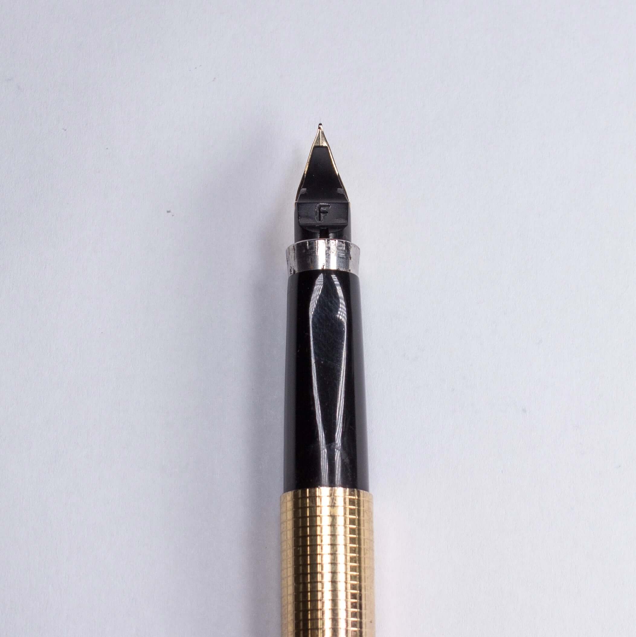 Gold Plated, Parker 75, Fine 14K Nib, C/C. Made in the Gold Plated, Parker 75, Fine 14K Nib, C/C. Made in the
