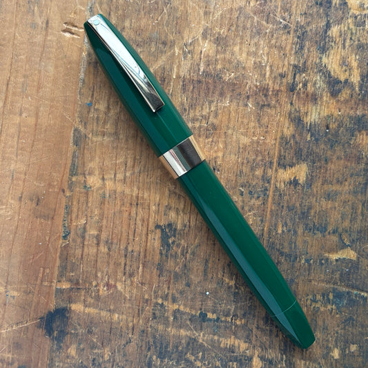 Sheaffer PFM III, Green, Fully Restored, 14K Inlaid Fine Nib