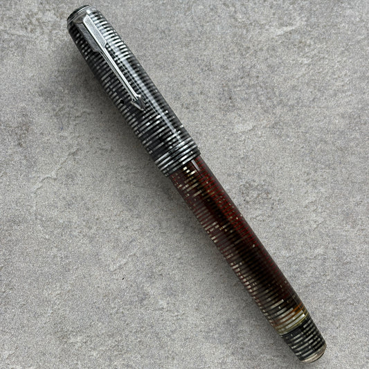 Parker VacuuMatic Standard, Lockdown Filler, Silver Pearl
