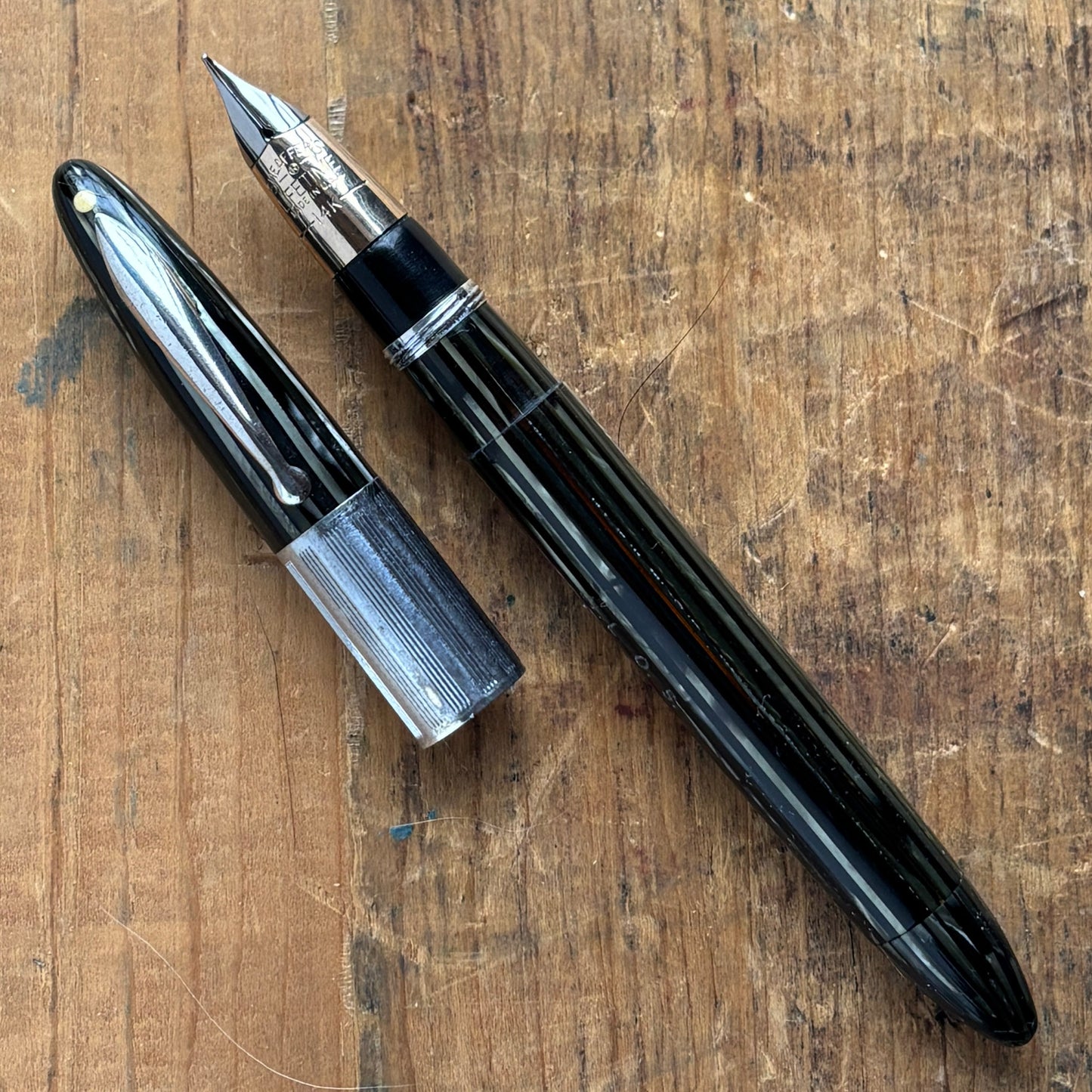 Gray Pearl Sheaffer Triumph Vac-fil, Extra-wide Band, Two-tone Tiumph Nib