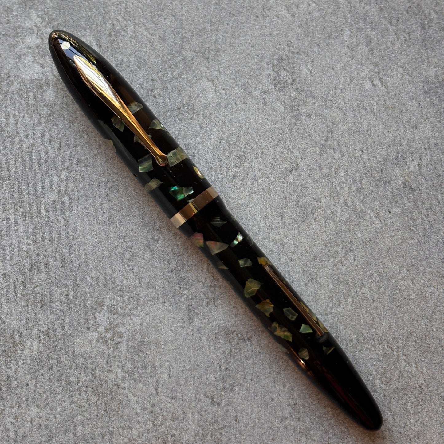 Sheaffer Premier Oversized Balance; Ebonized Pearl, Lever Filler