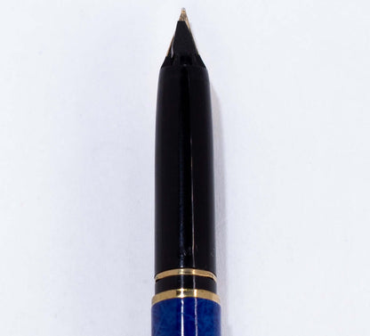 ${titleName/Type: Sheaffer Slim Targa Manufacture Year: 1980s Length: 5 3/8 Filling System: It takes Slim Sheaffer-style cartridges or converters. The original squeeze converter is included. Color/Pattern: Blue Ronce Lacquer Finish. 23K electroplate trim