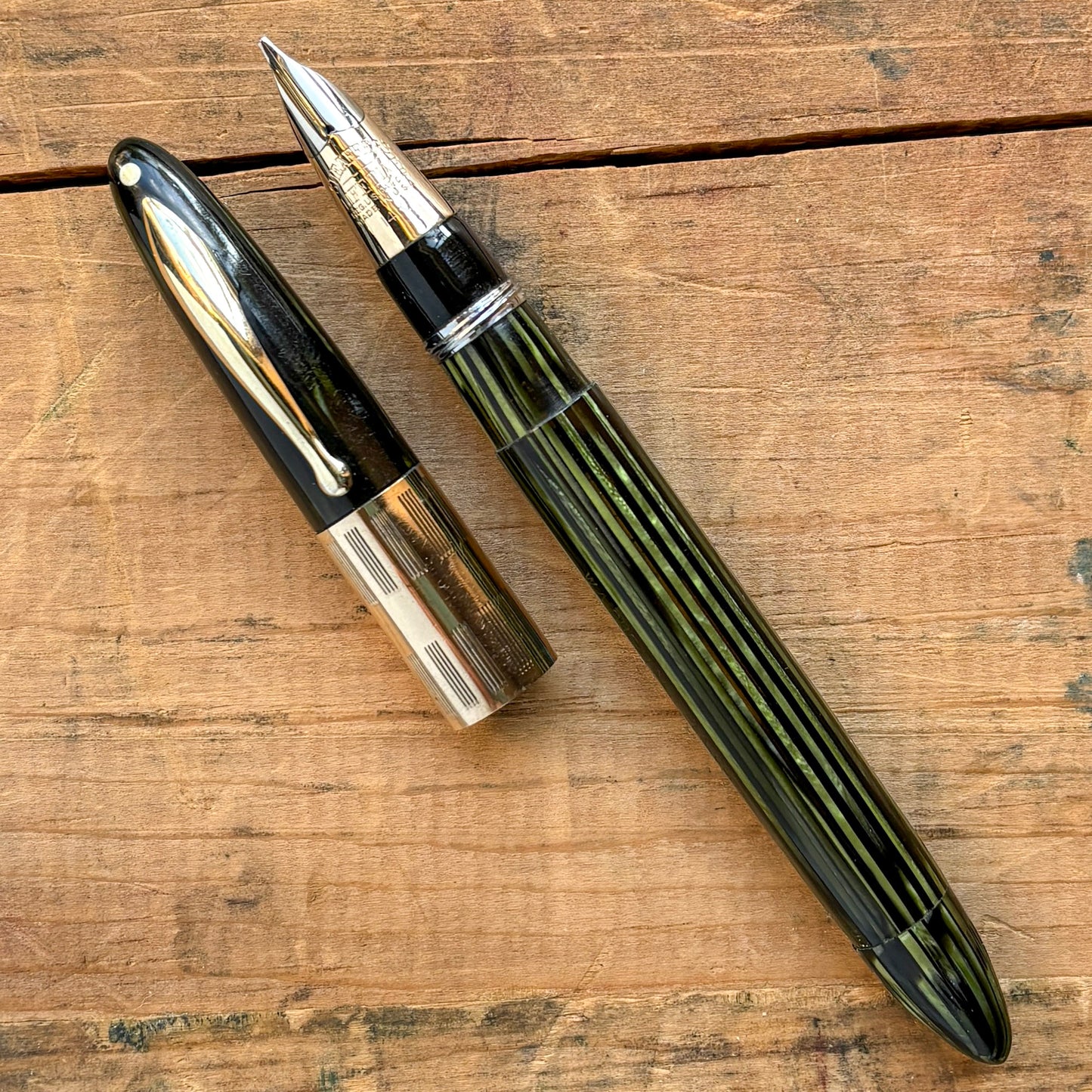 Sheaffer Triumph Vac-fil, Marine Green, Extra-wide cap Band